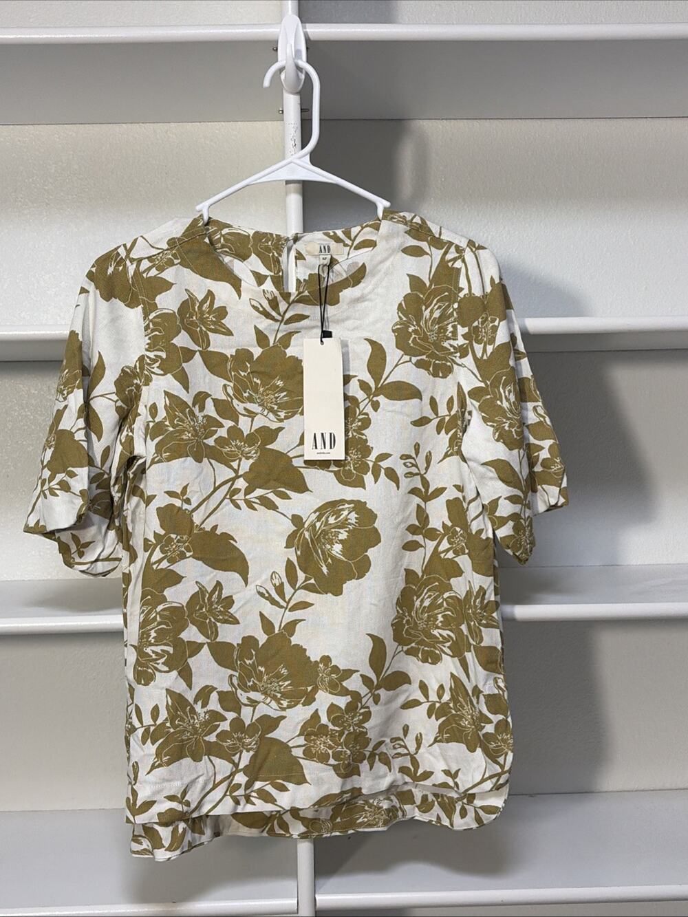 Women’s AND Wildflower Floral Linen Work Top Short Sleeve Sz 12 NWT